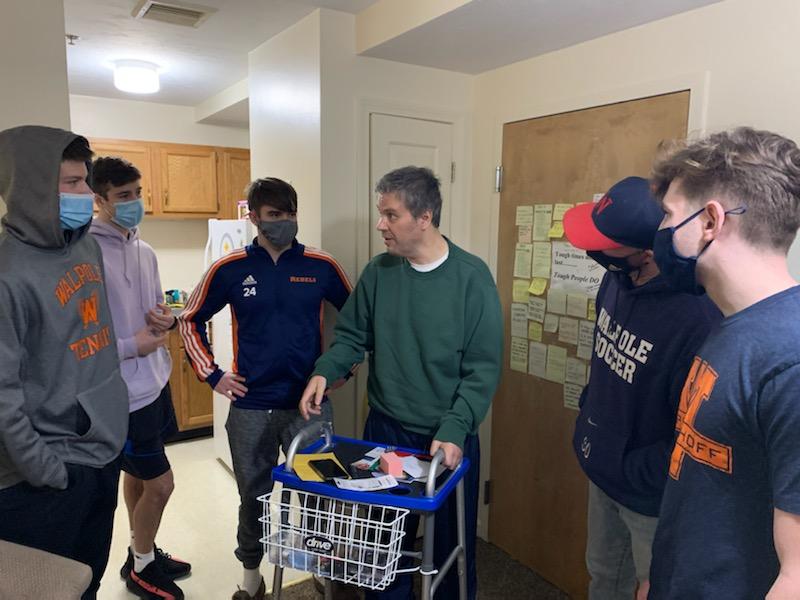 sru89's tweet photo. Today Walpole boys soccer stopped by to say hello, thanks for my sports photography and not only brought me a great meal from Conrad's, but also some scrumptious homemade brownies made by one of the team moms. All the best to you Walpole BSOC! https://t.co/SZeJgDG0My