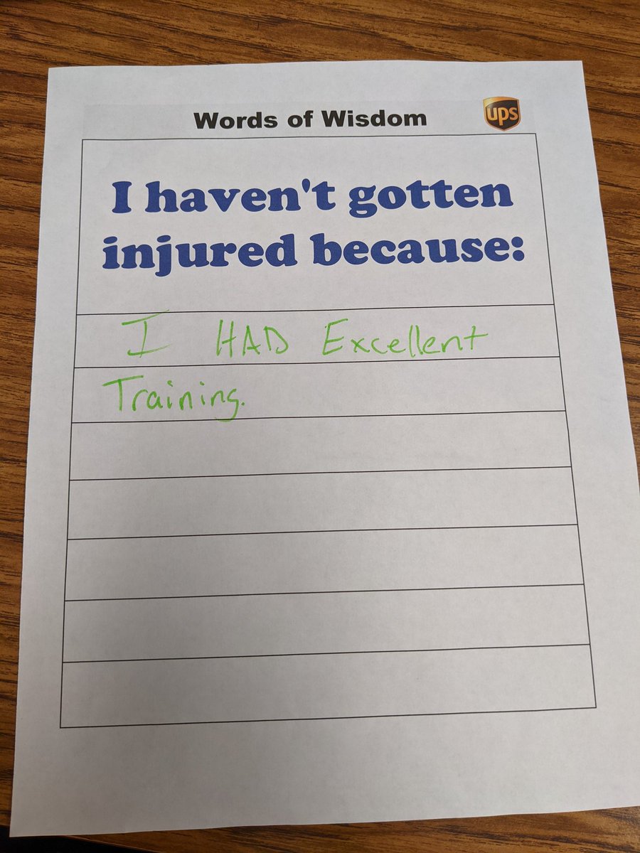 LDubbsUPS's tweet photo. IT WAS NOT LUCK🍀 
So proud of Joe!!!🥳. 1 year with the company and he is ACCIDENT &amp; INJURY FREE🎉
Statistically, ppl are more likely to be injured in the 1stYear, Great work Joe🤎💛. 
I'll have someone else ask for their WordOfWisdom from now on though 😂
#RampMMXX #ITPtuesday https://t.co/pesGGl5ze9