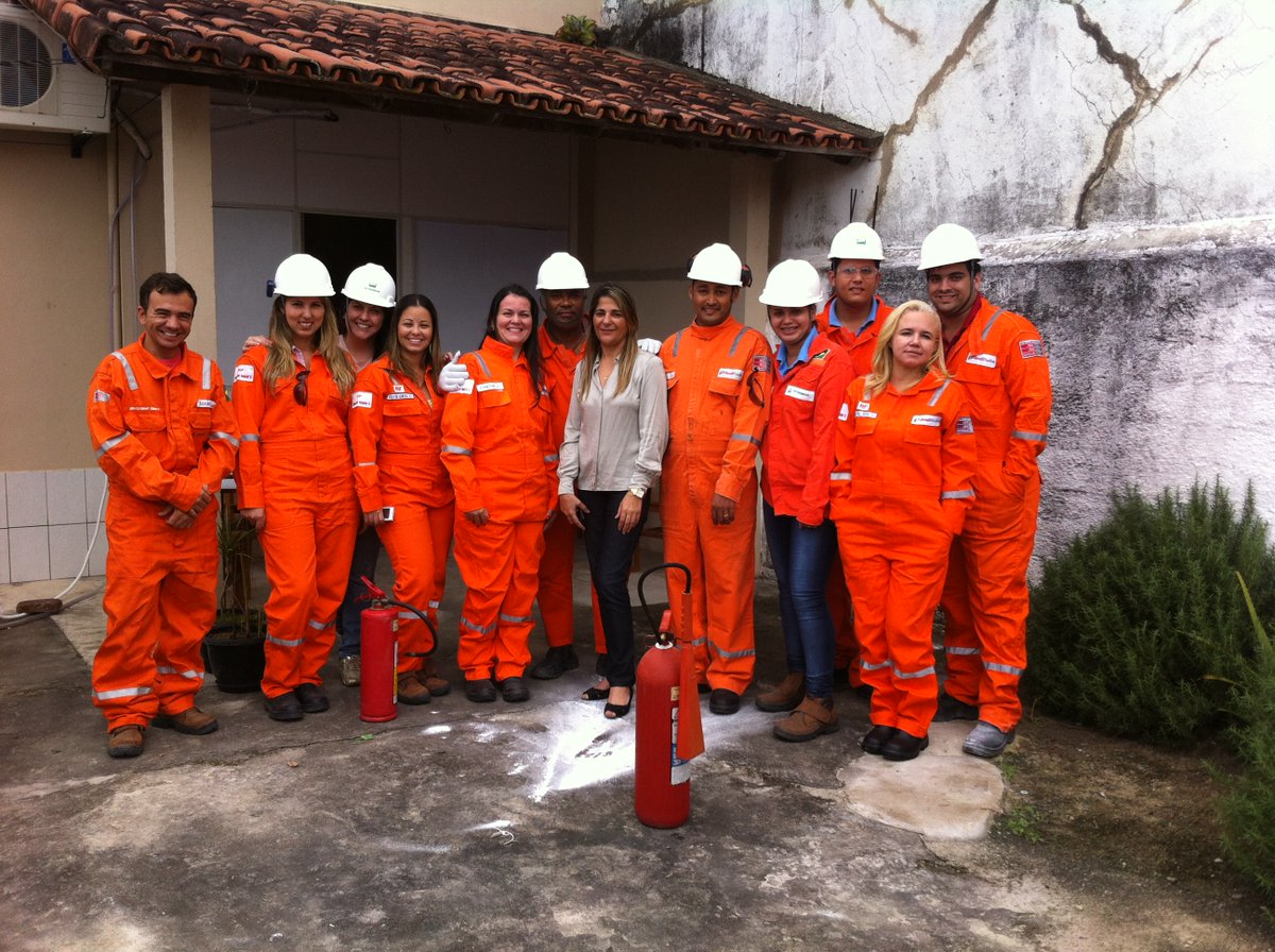 Work Cursos e Treinamentosᅠᅠ tweet media