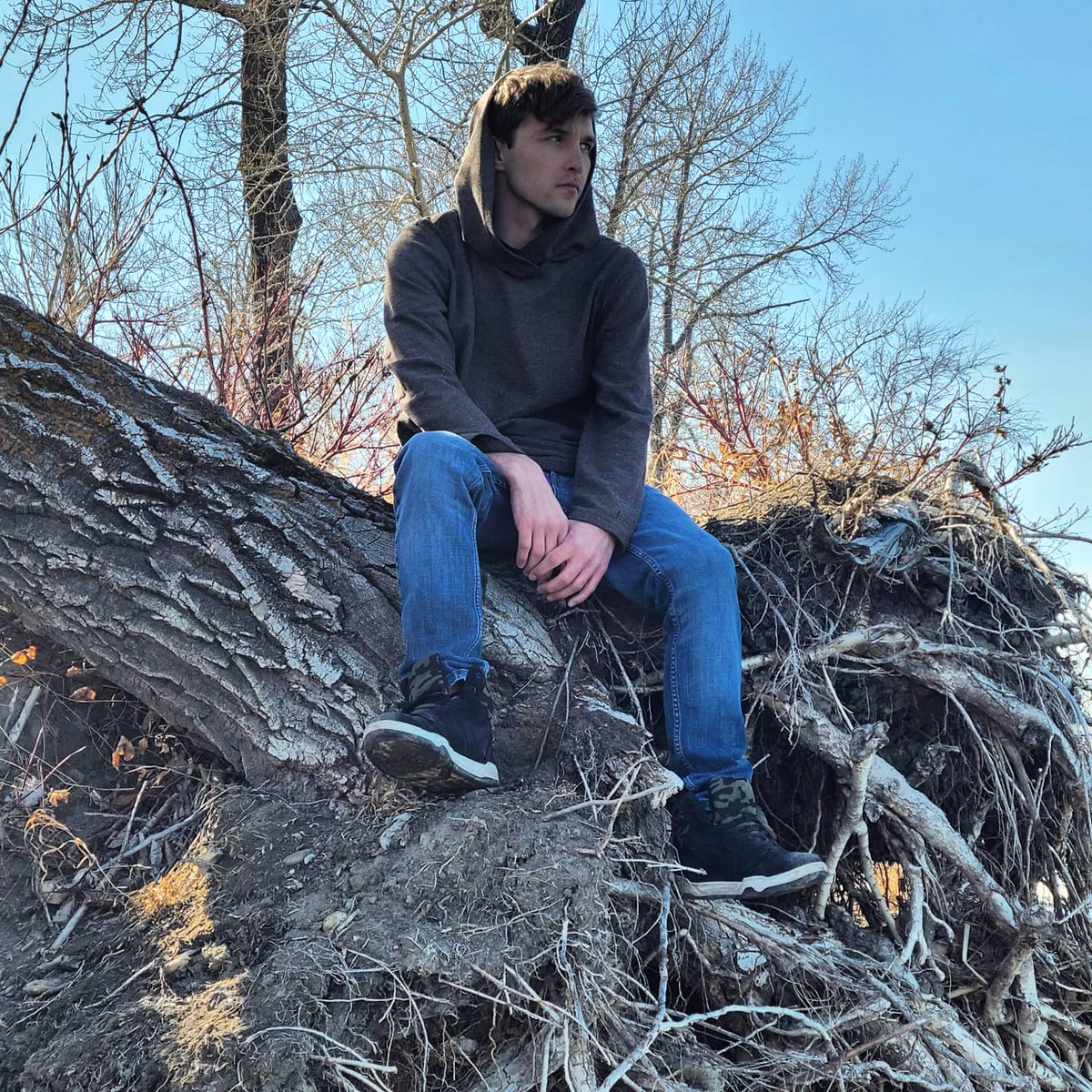 DustinNelsonDN's tweet image. I'm so lost got my head up in the clouds ☁️