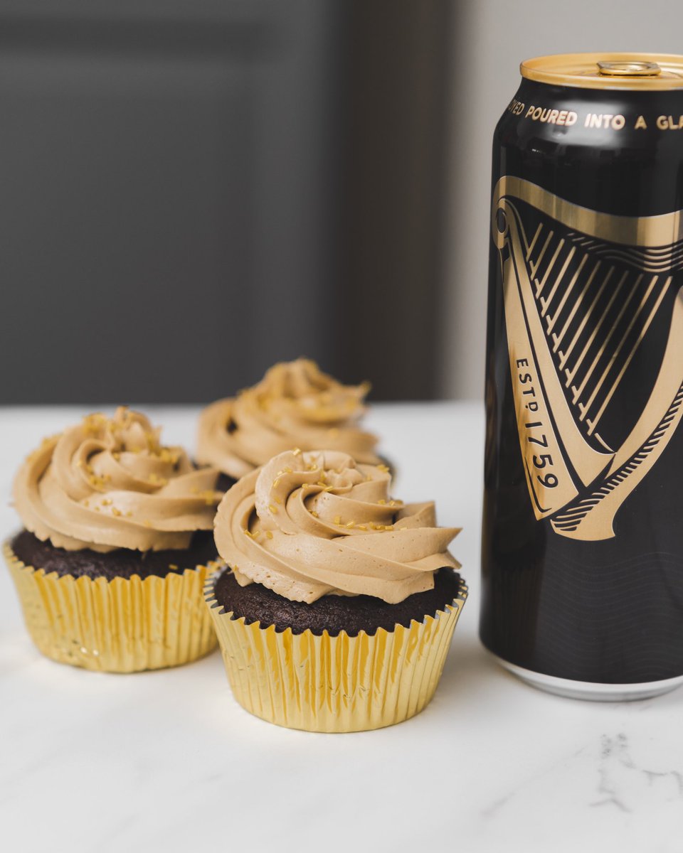 beerswithshim's tweet image. Enjoying some local beer and a classic tonight with @Rohrbachs Patty’s Irish Ale and @GuinnessUS. Just perfect with these Guinness cupcakes with a #BlackButton Bourbon Cream icing made by my wife. How many cupcakes is too many to eat? Asking for a friend, of course.