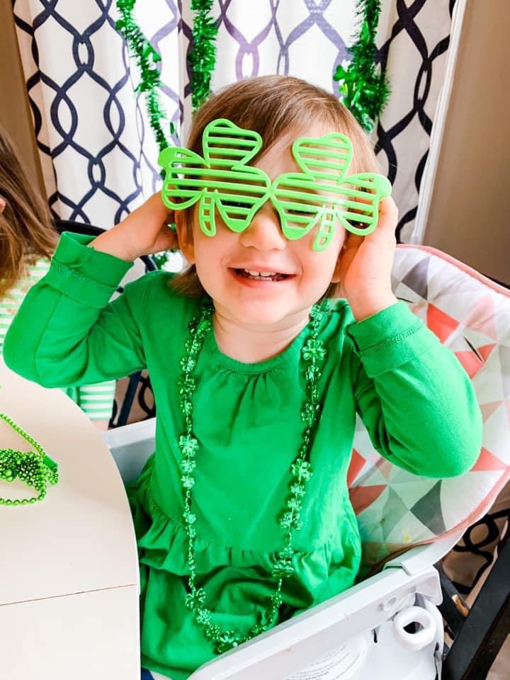 HelloSpringFord's tweet photo. Lucky me ☘️ Lucky you 🌈 Lucky us!
☘️Show us your shenanigans #SpringFord! ☘️ #HappyStPatricksDay!
Share in the comments below who or what brings you luck, blessings or marshmallow rainbows! ☘️🌈☀️❤️ https://t.co/wxlwX6ie5C