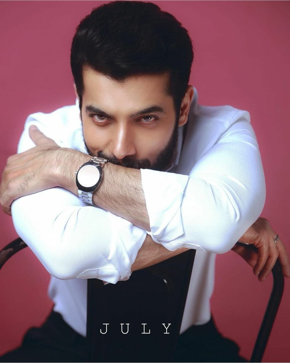 RakhikumariKum1's tweet photo. Rooting for this DAPPER DUDE #Sharadmalhotra 

#Bestactor #MostPopular #IconicStylishMan 

#iconicgoldawards2021 #IconicGoldAwards #BLAwards2021 @bollywood_life 

#veeranshusinghania #cheel in naagin5. https://t.co/PmXNBvQvrZ