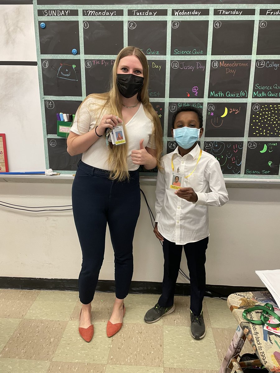 agrabowskiteach's tweet photo. One of my favorite days of the year - and this year, there are two of them! Day 1 of Teacher for a Day! 🍎✏️#TFAD @Oldfield_MS https://t.co/20zxxQwYTh