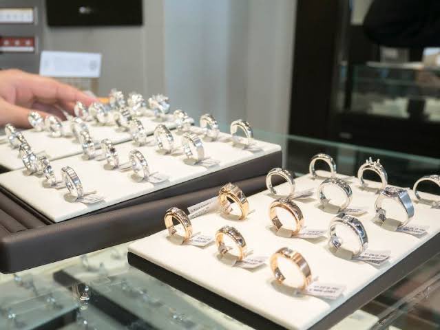 เทออยากได้วงไหนก็เลือกเลยนะคะ