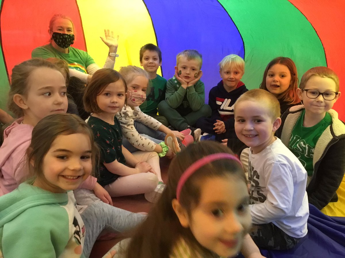 datl_ed's tweet image. St. Patrick’s Day shenanigans! Mrs. Kingston’s kinders got trapped &amp;amp; *may or may not* have heard a leprechaun. 1Peters worked on their abs to slide down a rainbow on their Leprechaun Search; &amp;amp; 1-2Shelley tried to Steal the Leprechaun’s Gold. #physed #primaryfun @LeatherbarrowPS