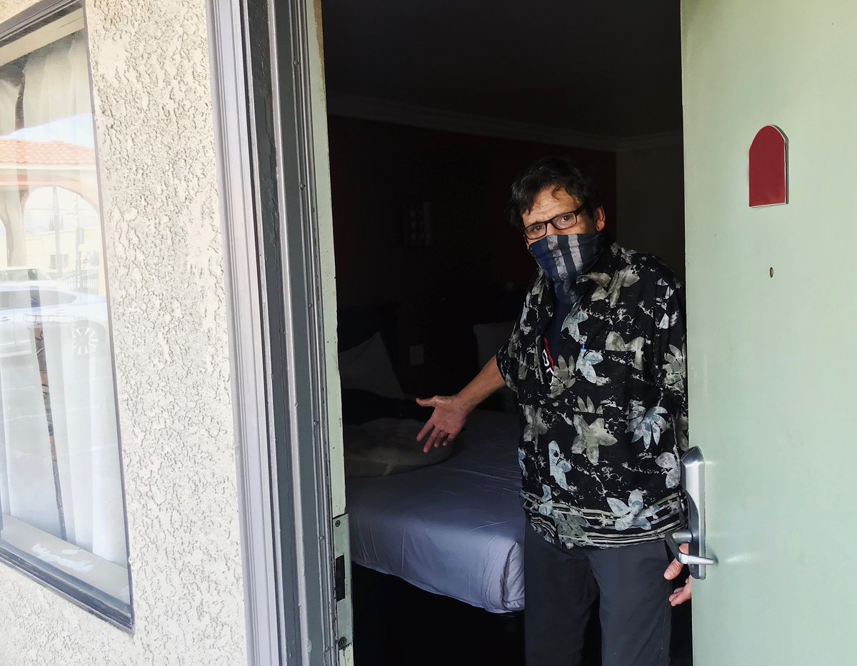 NuryMartinezLA's tweet image. Today we welcomed unsheltered Angelenos indoors to our second #ProjectHomekey site, the Sepulveda Villa in Council District 6.

We have partnered with Volunteers of America (@voalaca) to provide onsite support services to promote the residents’ housing stability and well-being.