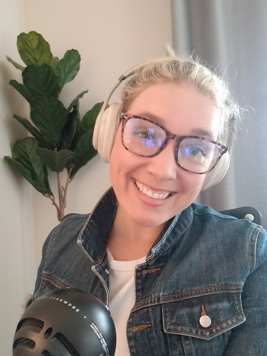 KerryAmato's tweet photo. Accelerate Health podcast recording day! Woo hoo!! Who do you what to see me interview? Send me your recs. #acceleratehealth #healthinnovation #himss https://t.co/JGI4YKnVPp