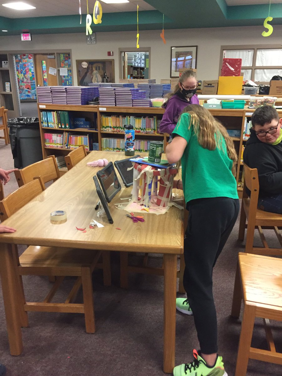 CKentzler's tweet photo. Tricky engineering projects this rotation...I’ve got some crafty students.
#weare409
#notyouraverageaviator https://t.co/uGpXMb6JPr