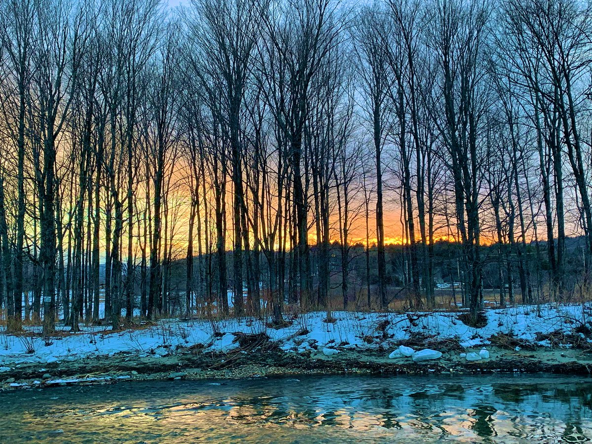 EveFrankel1's tweet photo. Melting #onlyinVT https://t.co/62r01bQFWe