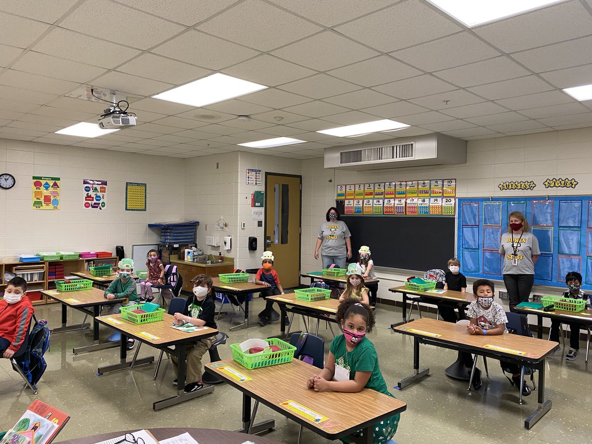 BowenBees's tweet photo. We had an amazing first day of in-person school with our K-2 Group A students! Take a peek inside their classrooms. We are ready to greet our K-5 Group B students tomorrow! https://t.co/LpTAkwpoJ2
