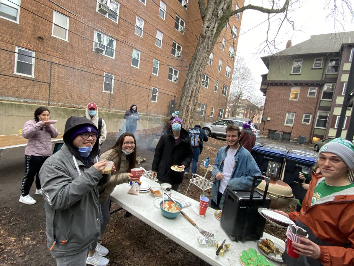 NU_ES's tweet photo. Happy Saint Patrick’s Day from NUES!  Some of our scholars cooked up a traditional Irish feast for the rest of the house https://t.co/EAZirTMks4