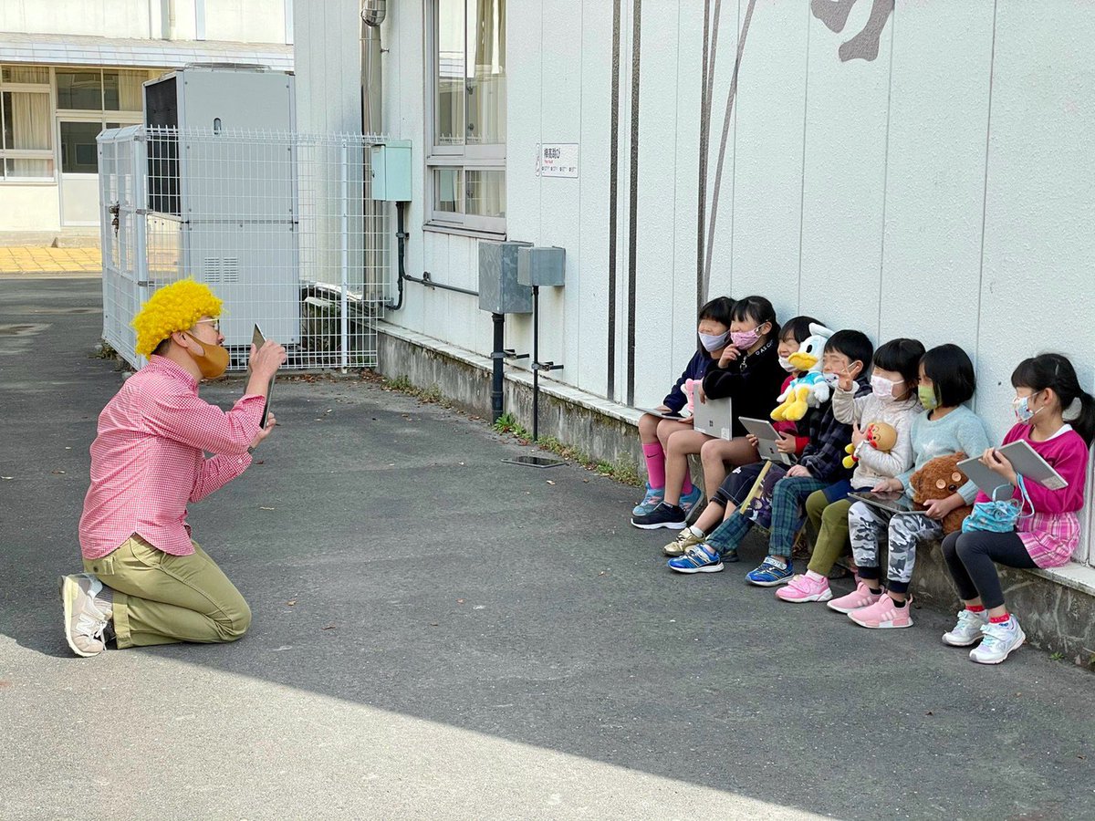 写真家 橘田龍馬 新宿区立東戸山小学校での2回にわたる 写真の授業最高に楽しかったです 今回 写真の授業で子供達が 瞳をキラキラ輝かせて楽しそうに 自分の好きな物を撮ってる姿を見て 目頭が熱くなりました こども写真教室 写真を学校の授業に 写真家 橘田龍馬 新宿区立東戸山小学校での2回にわたる 写真の授業最高に楽しかったです 今回 写真の授業で子供達が 瞳をキラキラ輝かせて楽しそうに 自分の好きな物を撮ってる姿を見て 目頭が熱くなりました こども写真教室 写真を学校の授業に