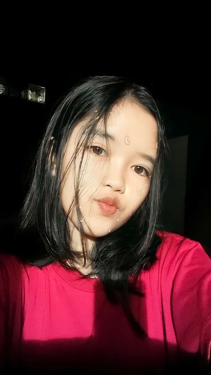 saturnuseius's tweet photo. pagii dah mandi belum?? https://t.co/kPIo8auPrT