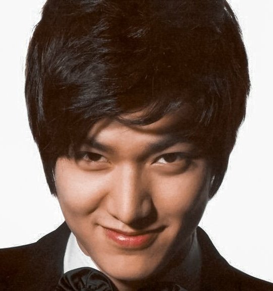 <a href="/Fernanfloo/">Fernanfloo</a> eres la versión sexy de lee min ho mi pana🥵🥵,si es q hasta parecen hermanos,saludos desde pakistan crack 🥴.