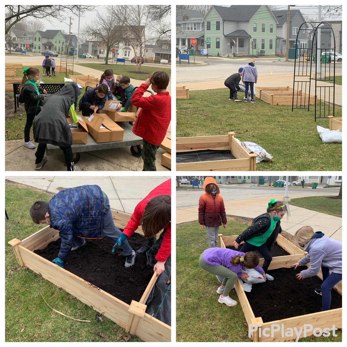 MrsRenner1's tweet photo. Dirt Day- filling in the top soil in the garden today! @hsefoundation @FESTigersHSE https://t.co/rQXmjioEPk