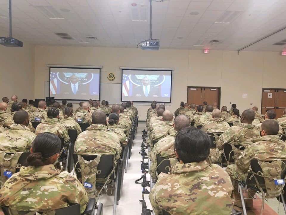 CdrAlpha795's tweet photo. Avengers conducting Army Profession Training. The training includes the importance of the oath of office, related policy, impermissible behaviors, and recognizing and reporting indicators of extremism. 
#welcometotherock #send #forgetheregiment @6_dragoon @G6_795th https://t.co/EZCxdDgRIU
