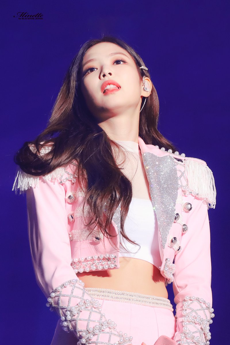 minette__jane's tweet photo. 181111 🥟

#블랙핑크 #제니 #BLACKPINK #JENNIE https://t.co/Uwgk0ZLLcO