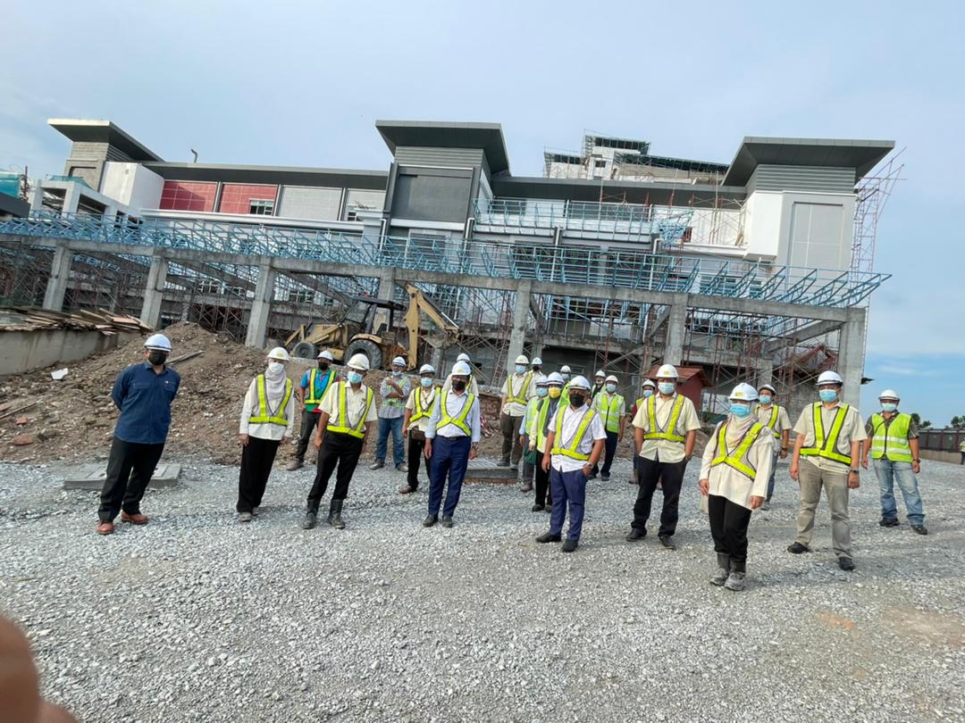 PKardioHSerdang_PPK1 (@pkardiohserdang) on Twitter photo 17.3.2021 - Lawatan Dato' KPKR ke Tapak Projek Pusat Kardiologi Hospital Serdang. Turut hadir, Pengarah PPK1, Pengarah CKK, WPP dan Wakil WPP, Wakil HOPT BPP2 dan Kontraktor.
<a href="/JKRMalaysia/">JKR Malaysia</a>
<a href="/IrZulkefly/">Mohd Zulkefly S</a>
@ppk1_cdpk
<a href="/Ar_Azman_5167/">Ar AzmanHashim</a> 17.3.2021 - Lawatan Dato' KPKR ke Tapak Projek Pusat Kardiologi Hospital Serdang. Turut hadir, Pengarah PPK1, Pengarah CKK, WPP dan Wakil WPP, Wakil HOPT BPP2 dan Kontraktor.
<a href="/JKRMalaysia/">JKR Malaysia</a>
<a href="/IrZulkefly/">Mohd Zulkefly S</a>
@ppk1_cdpk
<a href="/Ar_Azman_5167/">Ar AzmanHashim</a>