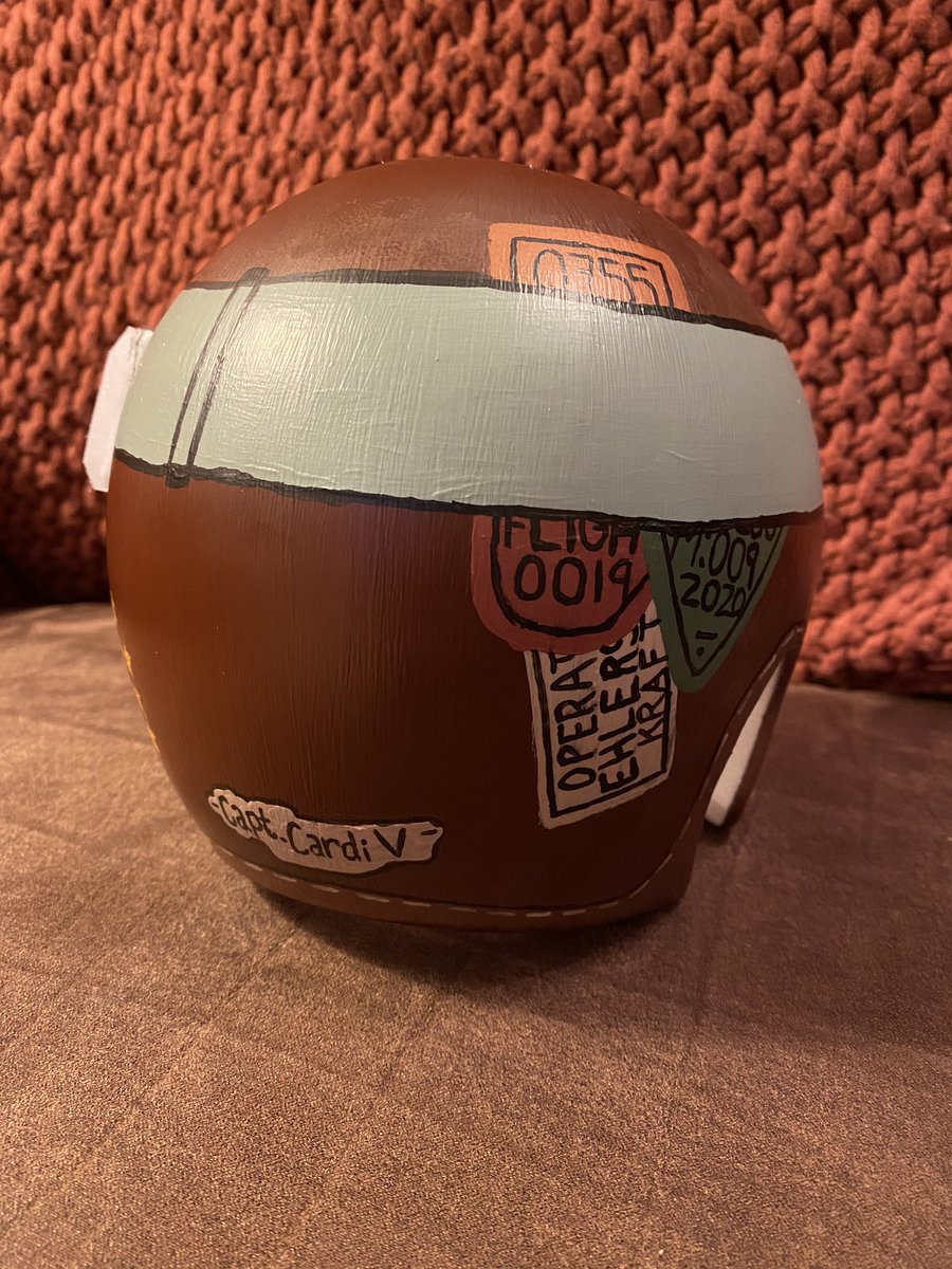 BMINNCollective's tweet photo. Warning: Painting baby helmets will cause chronic smiling. https://t.co/a45Wnjy5Zl