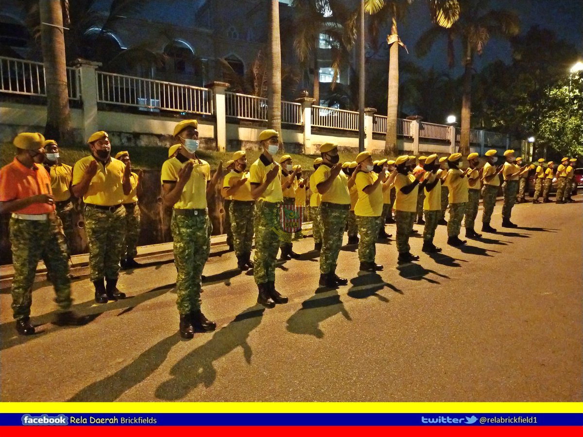 relabrickfield1's tweet photo. KDN JALAN DUTA || 17.03.2021 Latihan Kawad bagi Persediaan Majlis Taklimat Jabatan Sukarelawan Malaysia (RELA) @relamalaysia @yahyakgc @rela_wilayah @DARMANDABANG https://t.co/k56mDtnCAp