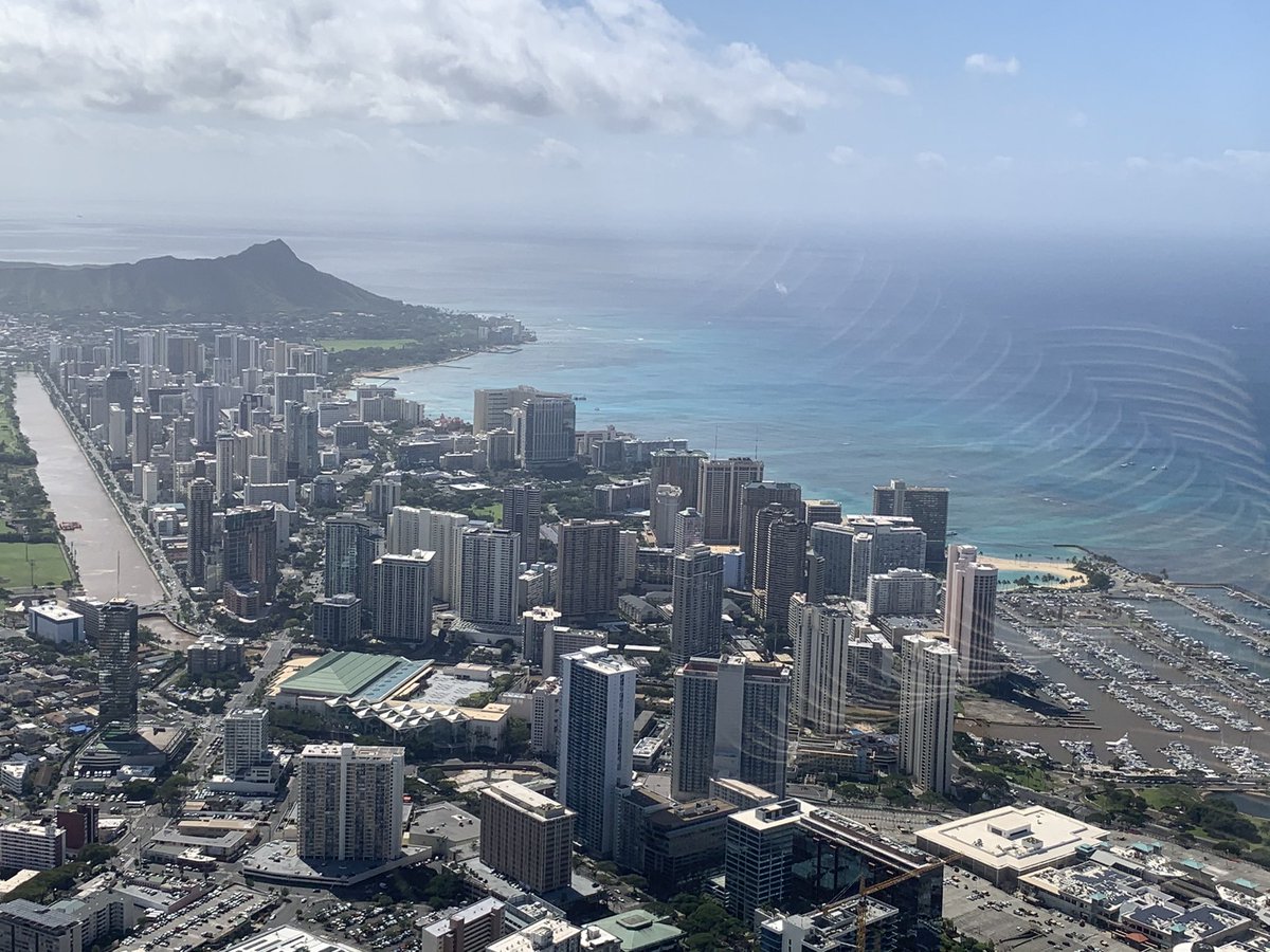 ClintPHenderson's tweet photo. One of the funnest things I’ve done in my life! Paradise Helicopters tour of Oahu! Just incredible! #HeliFun #ParadiseHelicopters #VisitOahu https://t.co/gKsSAb3byy