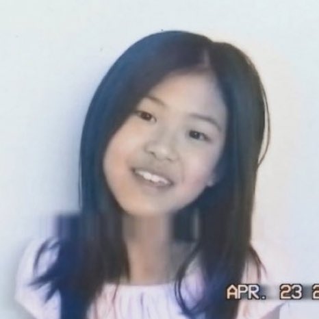 blackpinkbabo's tweet photo. ROSÉ opened her Youtube Channel!!! YOUTUBER ROSÉ IS HERE! Go subscribe! https://t.co/wnbNF70FRb