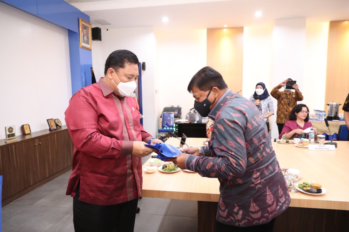 INFOBNN's tweet photo. Sinkronisasi dan Koordinasi, Optimalkan Pelaksanaan TAT https://t.co/8ixWUxOFF6 https://t.co/bWb5eExJhg