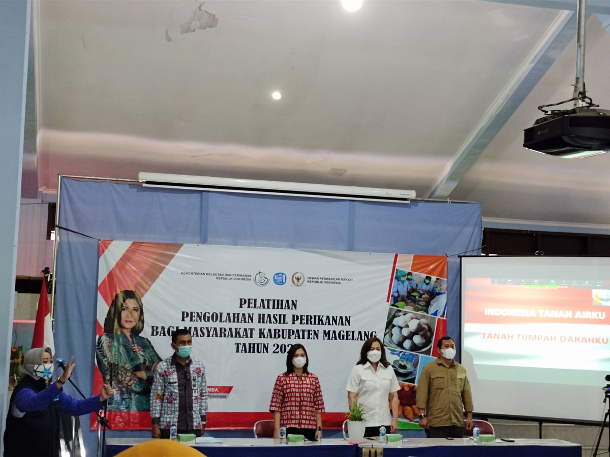 Lilly Aprilya tweet media