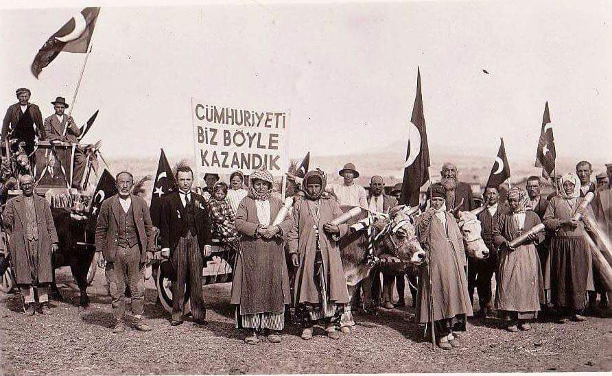 Ey bu vatan için toprağa düşmüş asker...
Bütün şehitlerimizin ruhu şad olsun
#18MartÇanakkaleZaferi
#şehitlerianmagünü