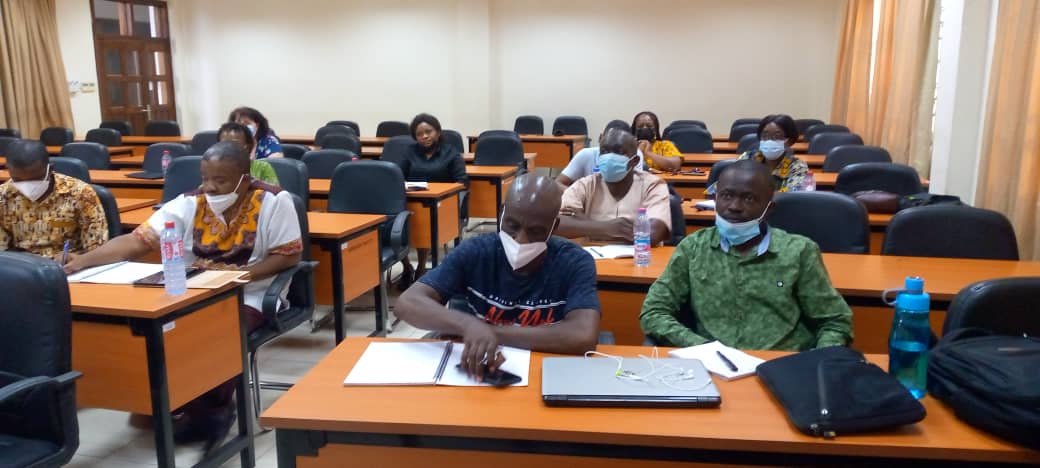 ArocsAfrica's tweet photo. The program is in full swing. The #LTFP2021 cohorts convene for seminars and engage each other. Ghana has been good to us!

#Ghana #cohorts #LTFP #seminars #program #leadership #LeadershipAndLegacy #leadershiptransition #nonprofitmanagement #NGOs #civilsociety #AROCSA #ARNOVA https://t.co/NjHjemPI5h