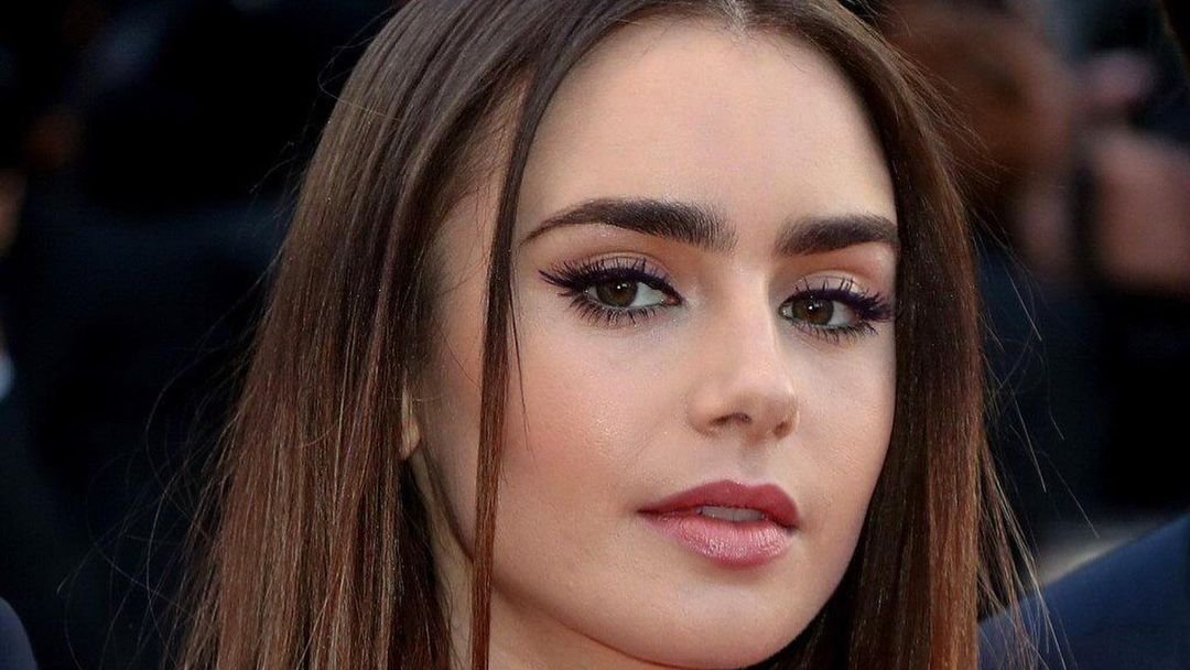 Happy Birthday to Lily Collins 