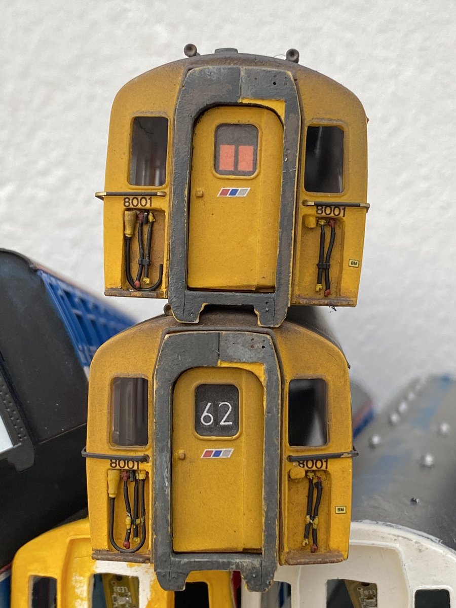 NSE_Latchmere's tweet photo. Bachmann/Kernow TC progress. After being delayed by the refurb of CIG 1249, I’m on the home stretch. Proper sized headcode numbers really help. The original numbers and blinds were HUGE. Almost as bad as the white blanks Heljan out in some of their 33s!! #Class438 #4TC #TMRGUK https://t.co/iJr8700Nhe