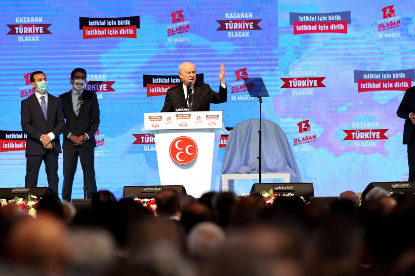 TurkgunGazetesi's tweet photo. MHP Lideri Bahçeli: HDP'nin açılmamak üzere kapatılması namus görevidir
https://t.co/p1E3IPYYhN https://t.co/KOkF9aYKB0