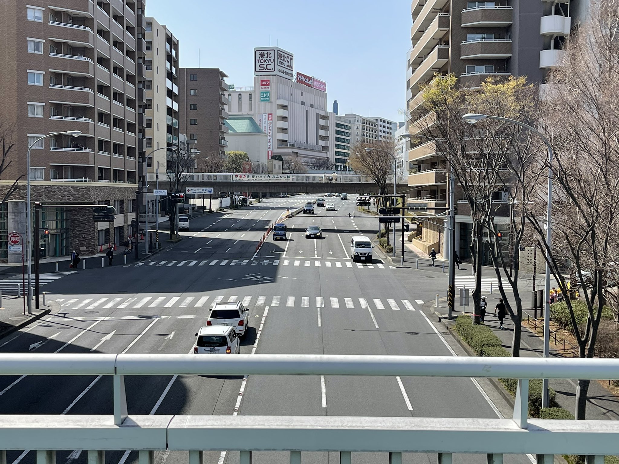 なかむー 天国と地獄の撮影場所が自宅近くなのはわかっていたけど改めて行ってみた ごく普通の場所なのにドラマになると特別な場所に変わるから 俳優さんや映像の力ってやっぱりすごい 個人的には 半沢直樹に負けないくらい面白い 日曜劇場天国と
