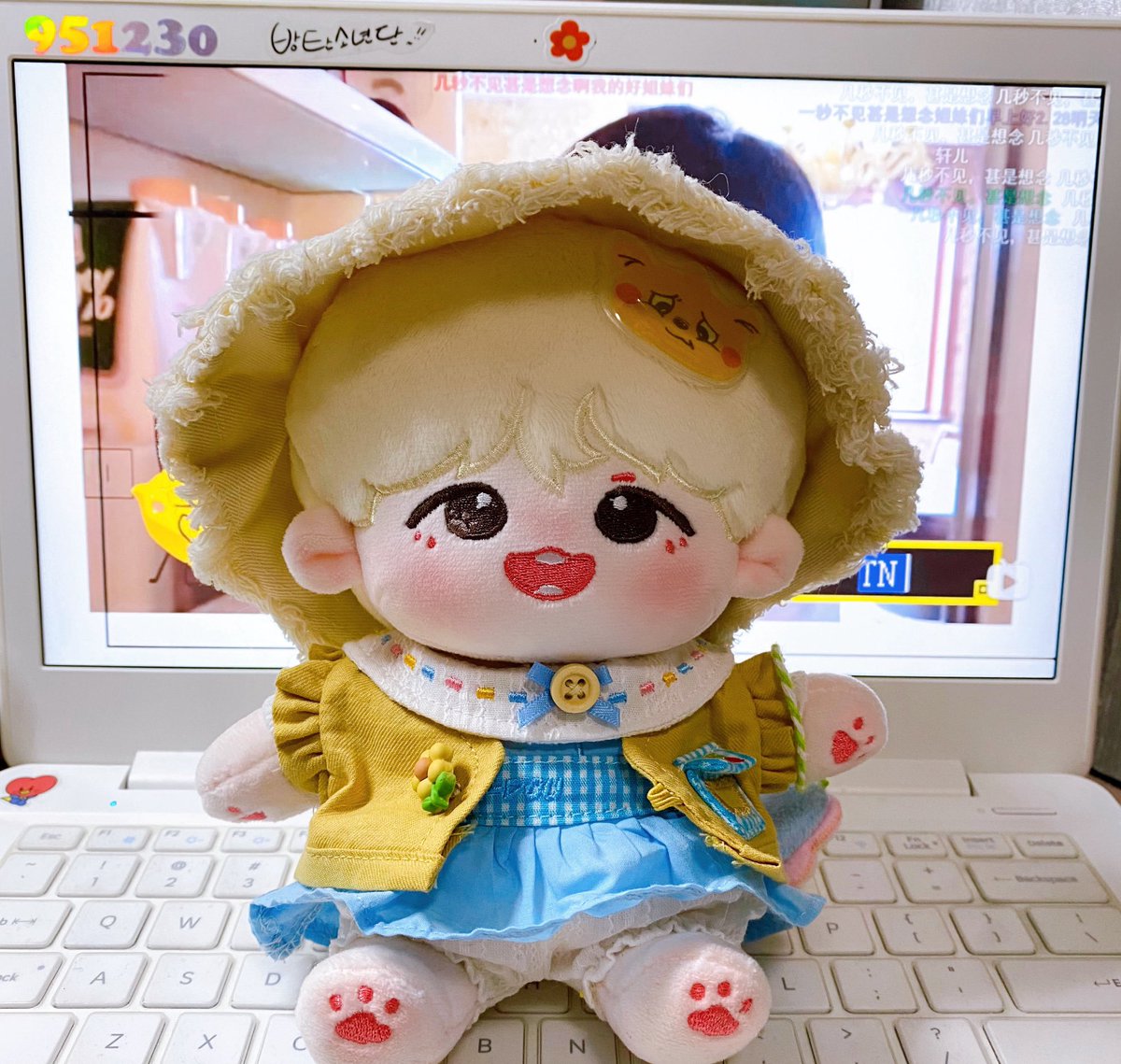 KsoulShop's tweet photo. [🇲🇨INA] Piggy Jun

💰 235,000 IDR~~ (❌EMS &amp;TAX &amp; ✔️ DP) 
📅 30 Mar' 21
📌 https://t.co/7cS9Zq0tfz

#txt #txtina #txtdoll #ksoulshop_txt #ksoulshop_doll #yeonjun #yeonjundoll https://t.co/ACvE6CvL2P
