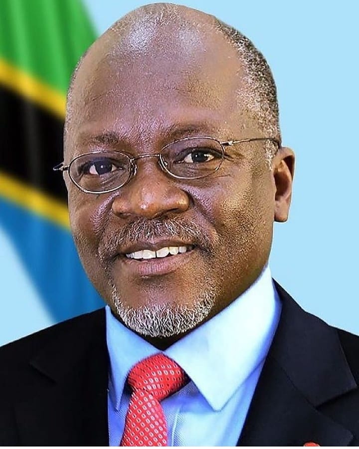 Lovieogn's tweet photo. R.I.P to my president the best president to ever happen in East Africa and Africa in general  at this era the hero has fallen 💔
#ripmagufuli 
#TanzaniaInTears https://t.co/UXSuvpP0Y6