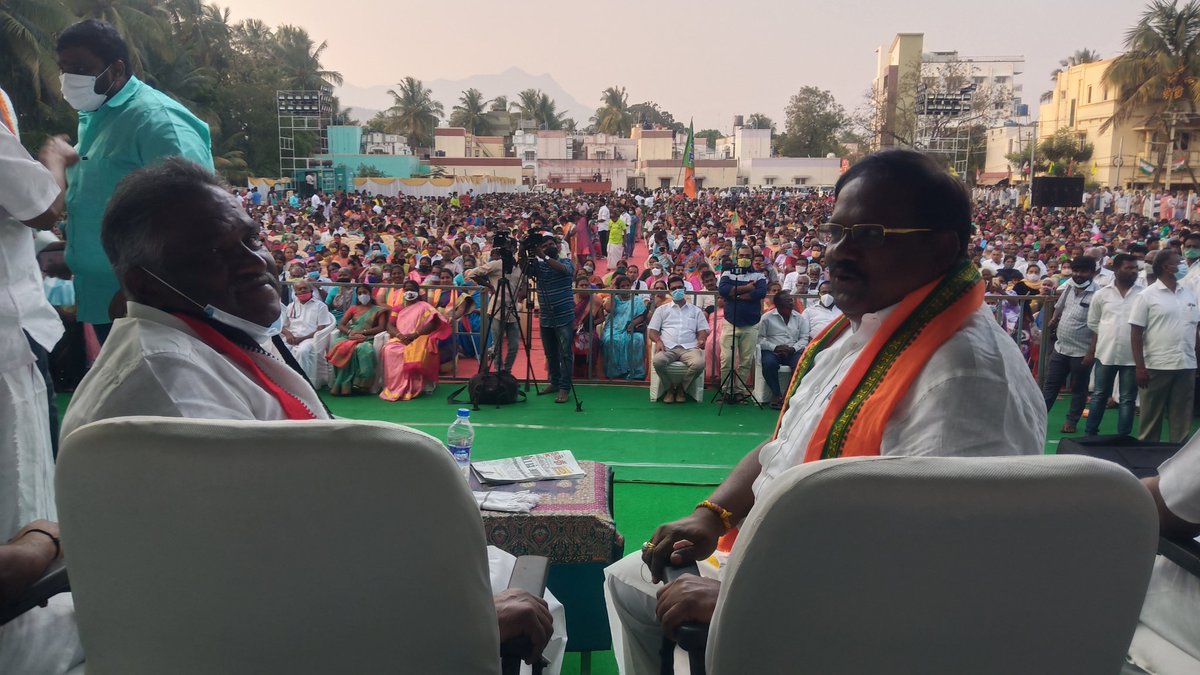 SelvakumarGks's tweet photo. கோவை வடக்கு சட்டமன்ற தொகுதி தேசி�� ஜனநாயகக் கூட்டணி செயல்வீரர்கள் கூட்டம்!!!!  @Murugan_TNBJP @SPVelumanicbe @AmmanKArjunan @irchandrasekar https://t.co/I9FqTUpMRm