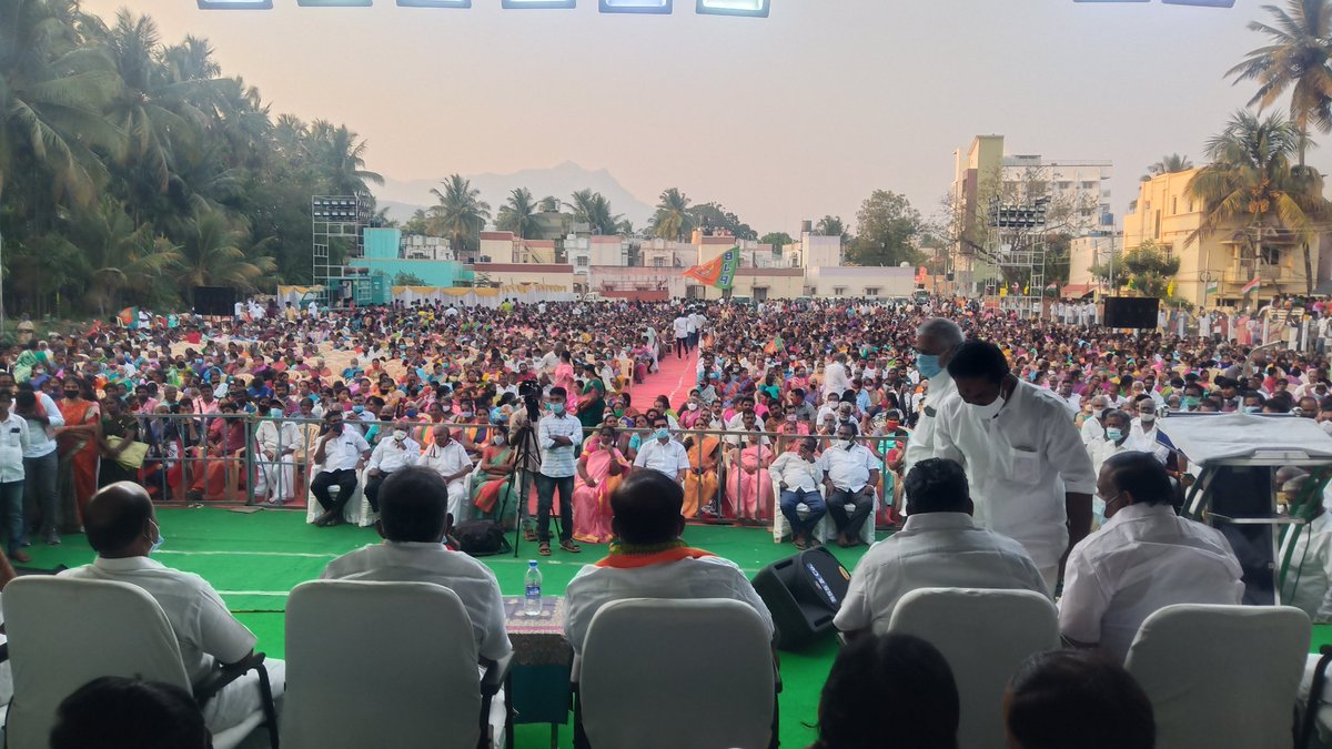 SelvakumarGks's tweet photo. கோவை வடக்கு சட்டமன்ற தொகுதி தேசி�� ஜனநாயகக் கூட்டணி செயல்வீரர்கள் கூட்டம்!!!!  @Murugan_TNBJP @SPVelumanicbe @AmmanKArjunan @irchandrasekar https://t.co/I9FqTUpMRm