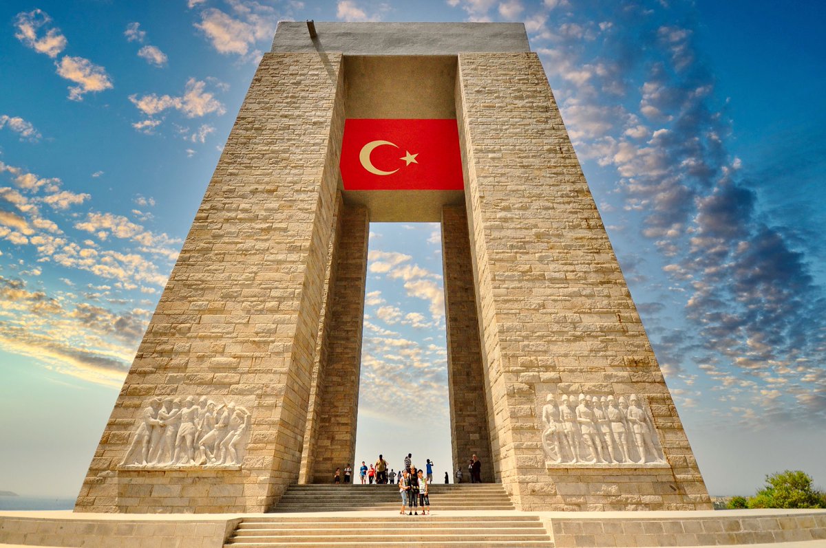 goproteincomtr's tweet photo. Çanakkale Zaferimizin 106. yılında Atamızı, silah arkadaşlarını, şehitlerimizi saygı ve şükranla anıyoruz 🙏 
.
.
Çanakkale geçilmez… Çanakkale'den çıkılır, Çanakkale'ye varılır, Şehitlik abidesi selamlanır 🇹🇷
.
.
#goproteincomtr #goprotein  #18martcanakkalezaferi https://t.co/n51c6R766Y