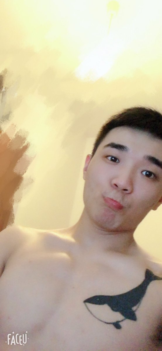 很艰难地找了几张照片发。