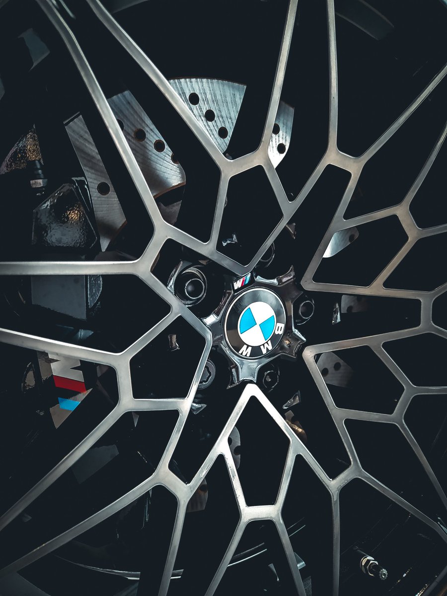 cars_pixels's tweet image. SBWL new wallpaper? Worry not, we got you.

The new Toronto Red BMW M4 Competition Coupé.