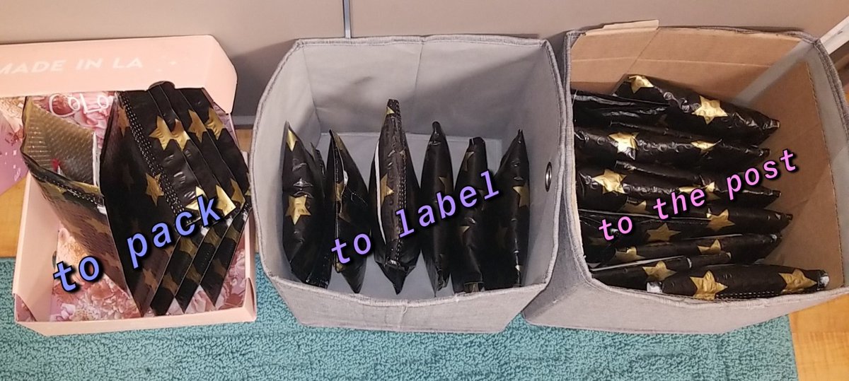 yalls support is sometimes overwhelming (in the best way of course) 🖤♡🖤♡🖤♡🖤
peep what's in these packages in the thread!