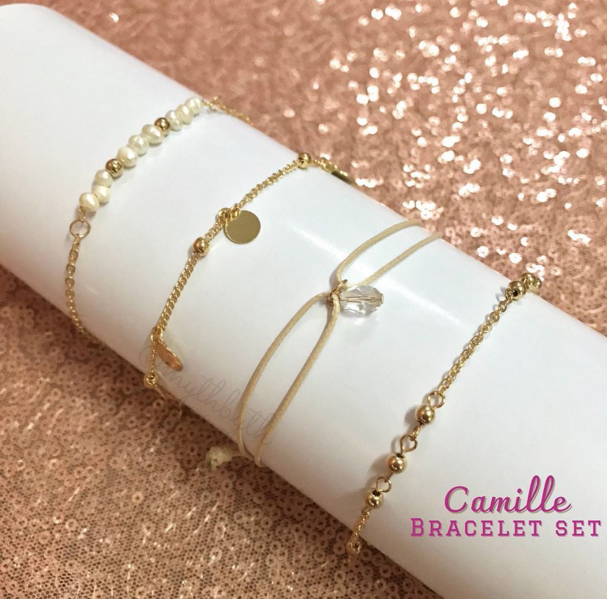 mythbyth's tweet photo. Alhamdulillah 2 Bracelet set ni dah sold out ye dearies 😱

Design lain masih available ready stock 😉✅

Jangan tunggu lama-lama ye dearies semua, stock makin sikit dah ni 🤭 https://t.co/rDOoYGdYQ5