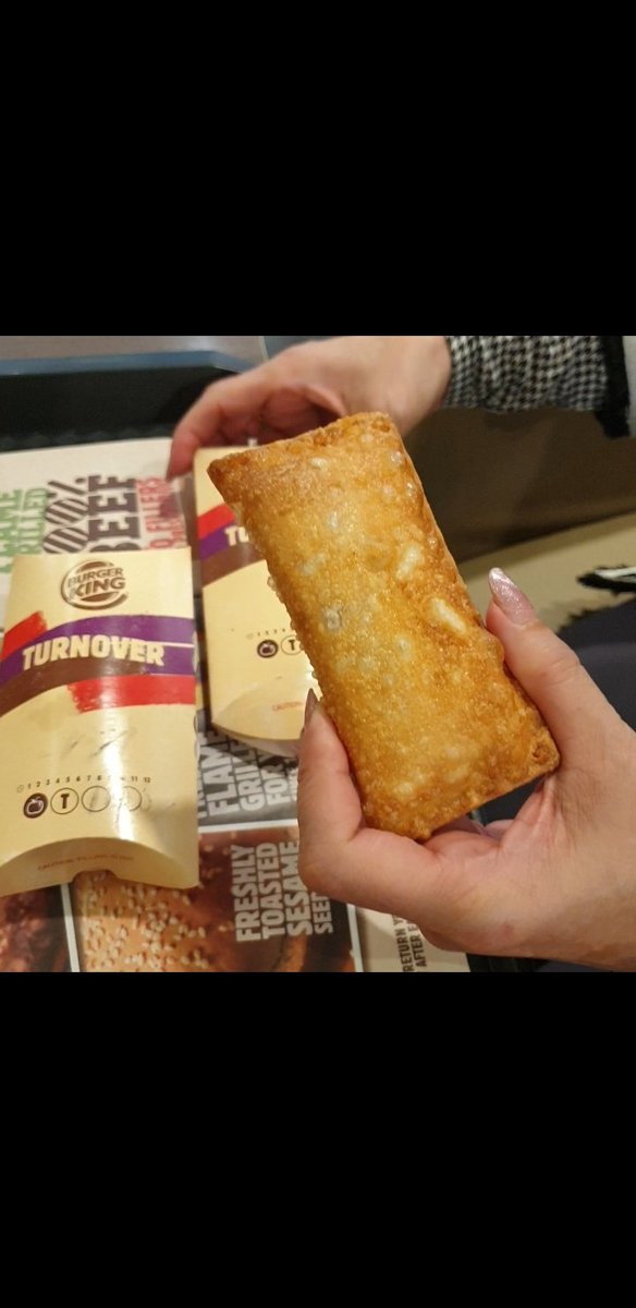 DexNg5's tweet photo. Burger King Mango Sago Pie & Taro Pie: Crispy Smooth Creamy & Tasty! Which Is More Delicious?
#burgerking #mangosago #taro #pie #crispy #smooth #creamy #tasty #delicious #singapore #dexperience #tastetest #niceornot #plazasingapura
https://t.co/oZ0sAG8Qhw https://t.co/oNysDPSzEK