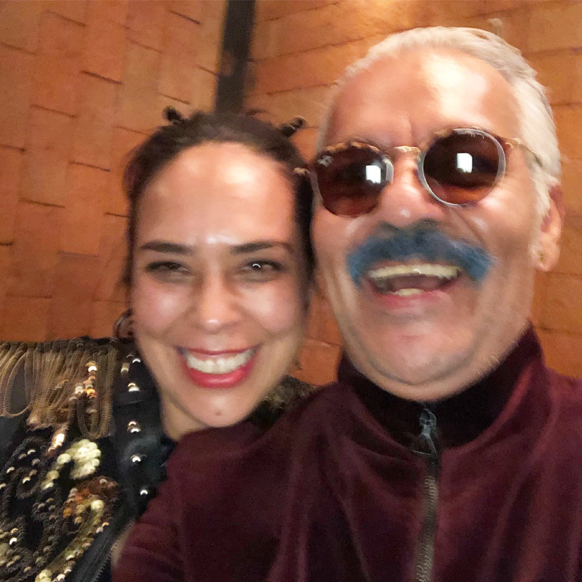 ppzepeda's tweet photo. #NocheColosal #teatro #vivalavida GRSXSER PARTE @ObraLas @Astrid_Hadad @BrunoBichir @ItariMarta @juliobrachog @ZaideSilvia @AnaKarinaGE @PilarBoliverJ @CerloAngel @AleydaGallardo @lauradeita @ladomenzain @CarlosPascualP3 @crestanimx @AnnaCiocchetti @albertolomnitz https://t.co/bajGcuTe0J