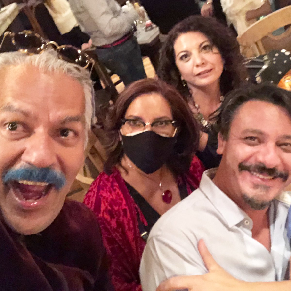 ppzepeda's tweet photo. #NocheColosal #teatro #vivalavida GRSXSER PARTE @ObraLas @Astrid_Hadad @BrunoBichir @ItariMarta @juliobrachog @ZaideSilvia @AnaKarinaGE @PilarBoliverJ @CerloAngel @AleydaGallardo @lauradeita @ladomenzain @CarlosPascualP3 @crestanimx @AnnaCiocchetti @albertolomnitz https://t.co/bajGcuTe0J