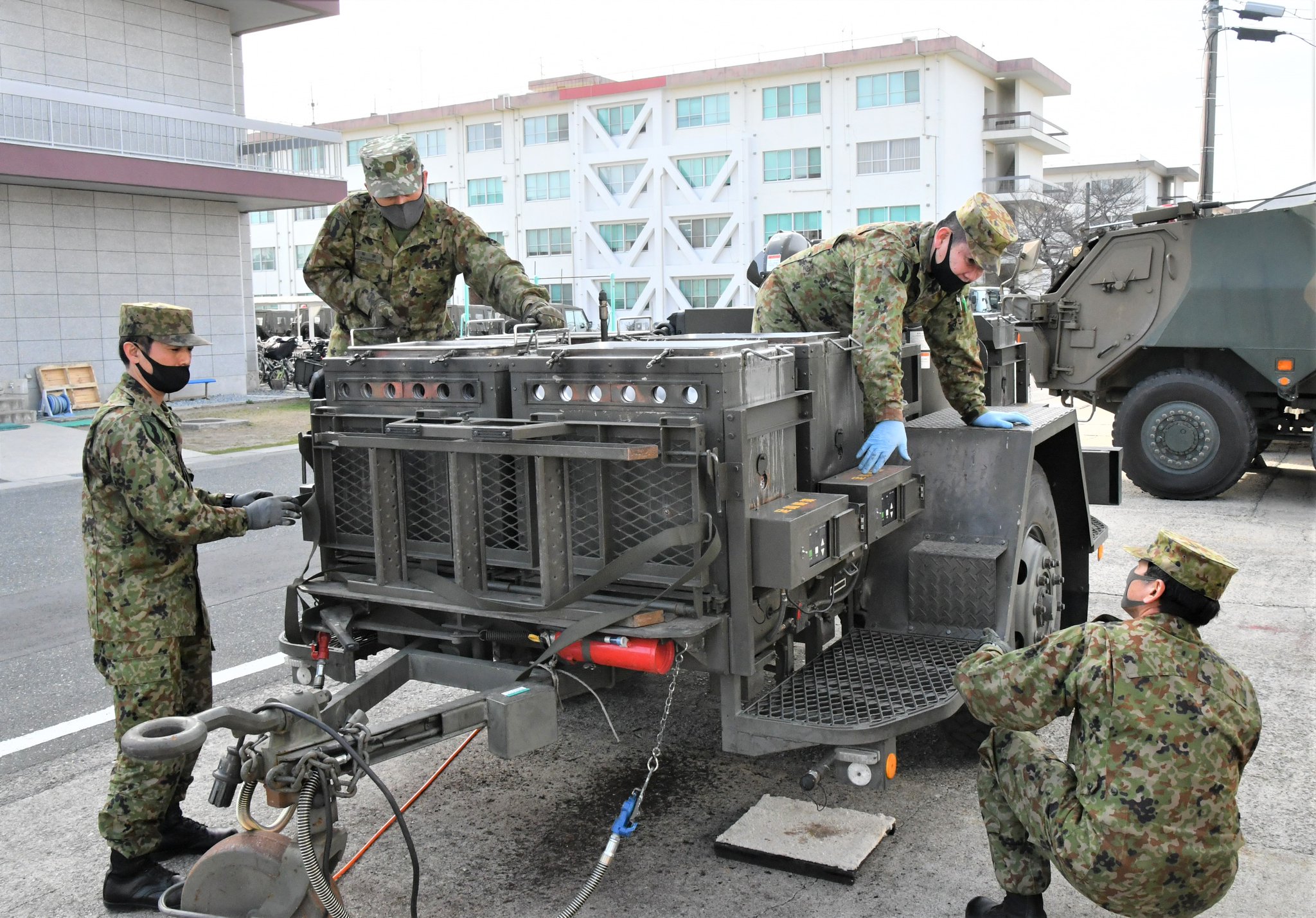 陸上自衛隊　野外敷物 Amazon | SHENKEL シェンケル ソロキャンプやレジャーシートに