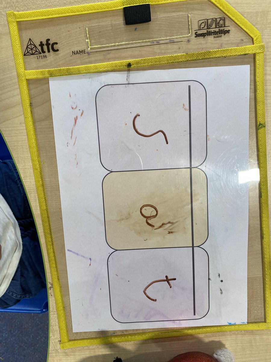 BNWPS_Faith's tweet photo. We used CVC boards to help us make some words! https://t.co/M3N3XvfAuJ