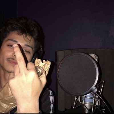 official_lilg tweet media